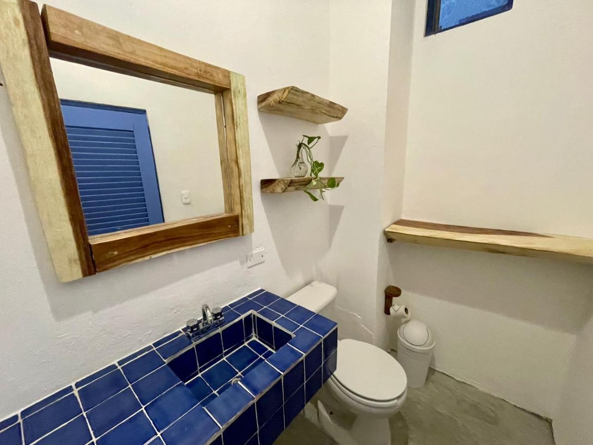 Mio Tulum Hotel Boutique Екстериор снимка Bathroom in a home in Tulum, Mexico